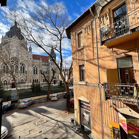 Old Town Apartment Szeged Ngoại thất bức ảnh