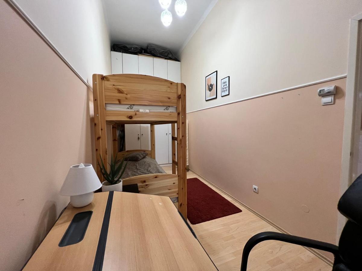 Old Town Apartment Szeged Ngoại thất bức ảnh
