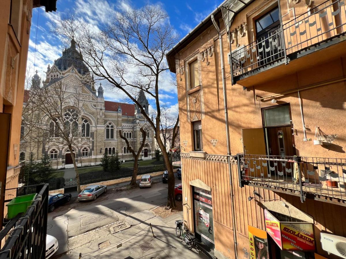 Old Town Apartment Szeged Ngoại thất bức ảnh